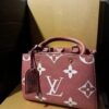 Branded Ladies Handbags Pallet