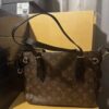 Branded Ladies Handbags Pallet