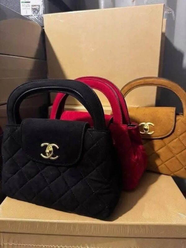Branded Ladies Handbags Pallet
