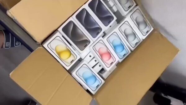 2026/08/1000103450.jpg Order iphone 15 Pro Max pallet