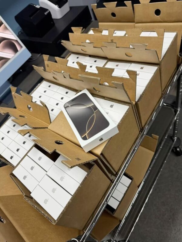 2026/08/1000103452.jpg order iphone 16 Pro Max pallet