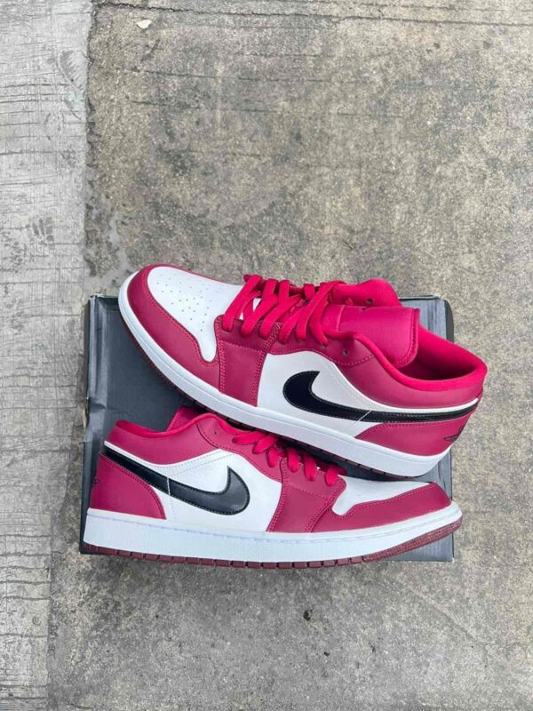 Nike & Jordan mixed Shoes Pallets