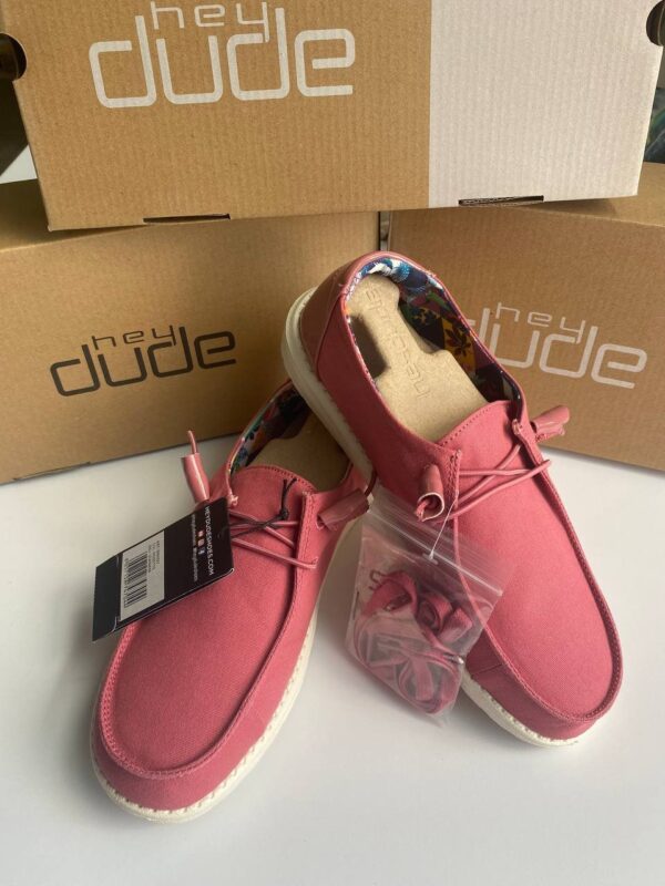 Authentic HEYDUDE Shoes Pallets