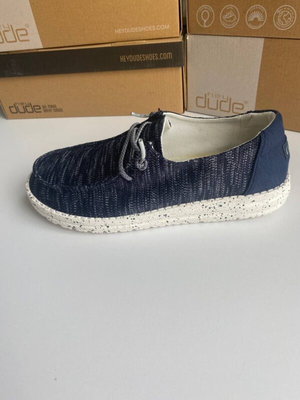 Authentic HEYDUDE Shoes Pallets