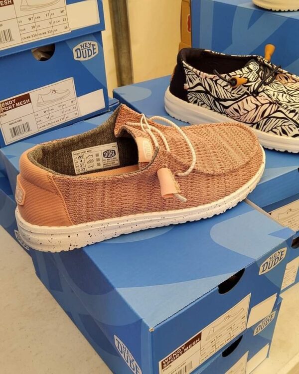 Buy Authentic HEYDUDE Shoes Pallets