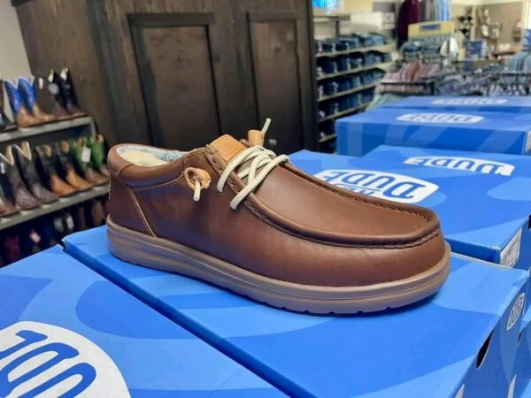 Authentic HEYDUDE Shoes Pallets