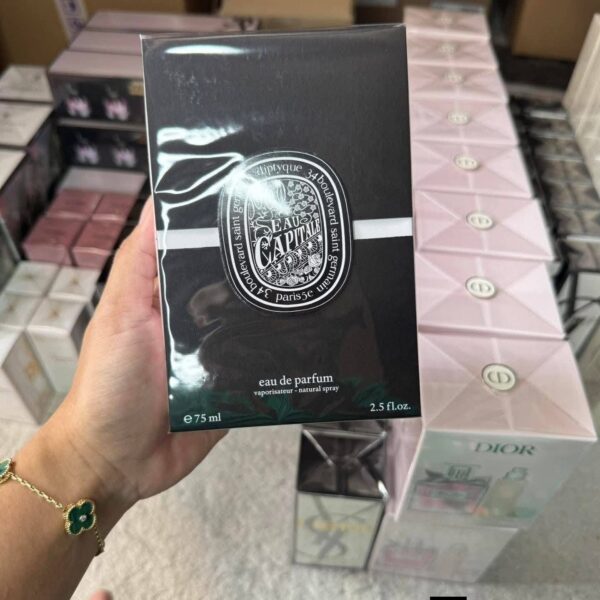 Buy Authentic perfume pallet